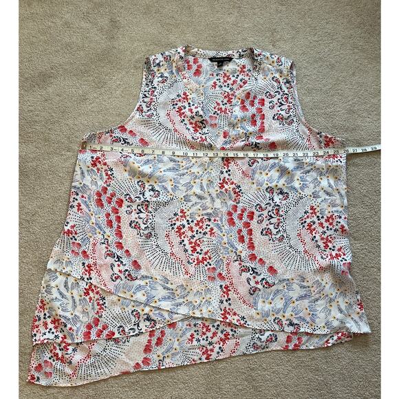 Zac & Rachel Woman Asymmetrical Hem Multicolor Floral Blouse Size 2X Sleeveless - Picture 6 of 7